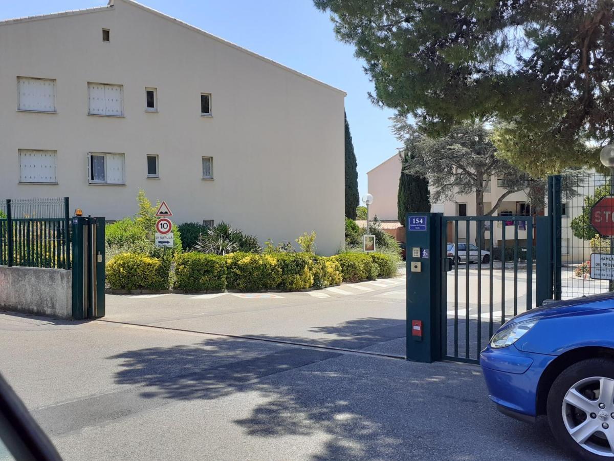 Bandol nature et loisirs: Parking/ Piscine Extérieur photo